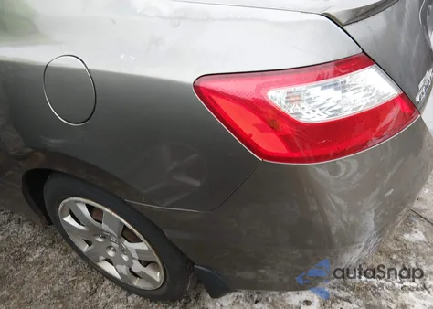 2008 Honda Civic Lx z USA, uszkodzony, nr VIN 2HGFG12678H572219